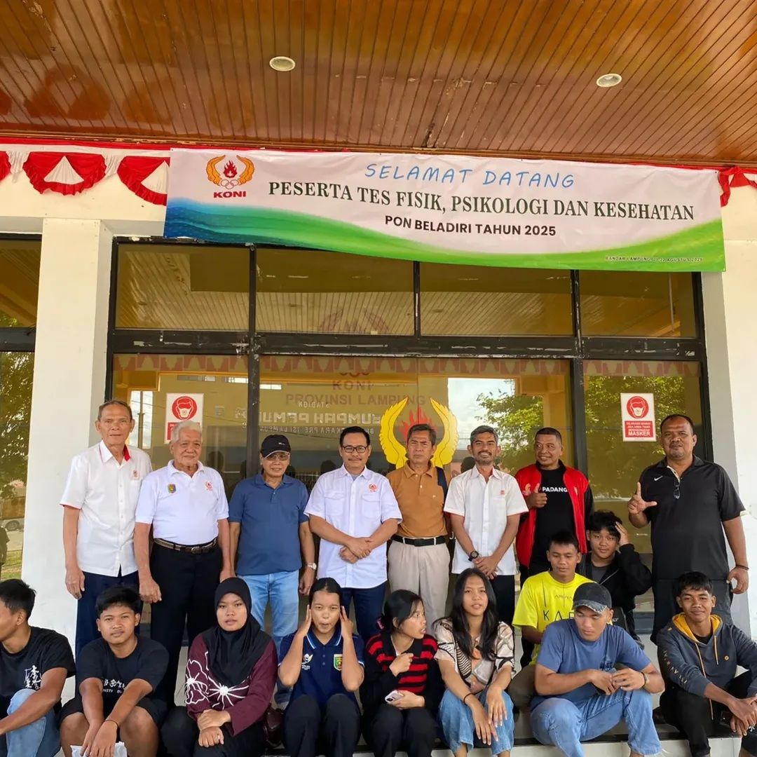 KONI Lampung Lepas 11 Pegulat ke Kejurnas Walikota Padang Cup VII 2025