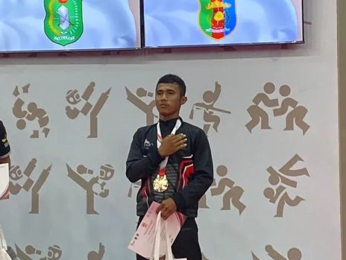 Maulana Abi Tama Persembahkan Medali Perunggu untuk Orang Tua di PON Beladiri 2025