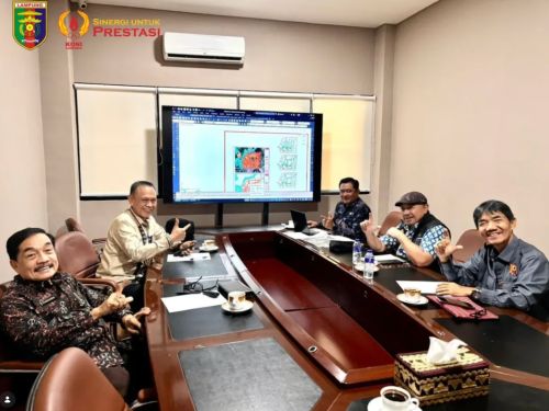 Diskusi KONI Lampung dengan pengelola Taman Kehati terkait pengembangan eco sport tourism