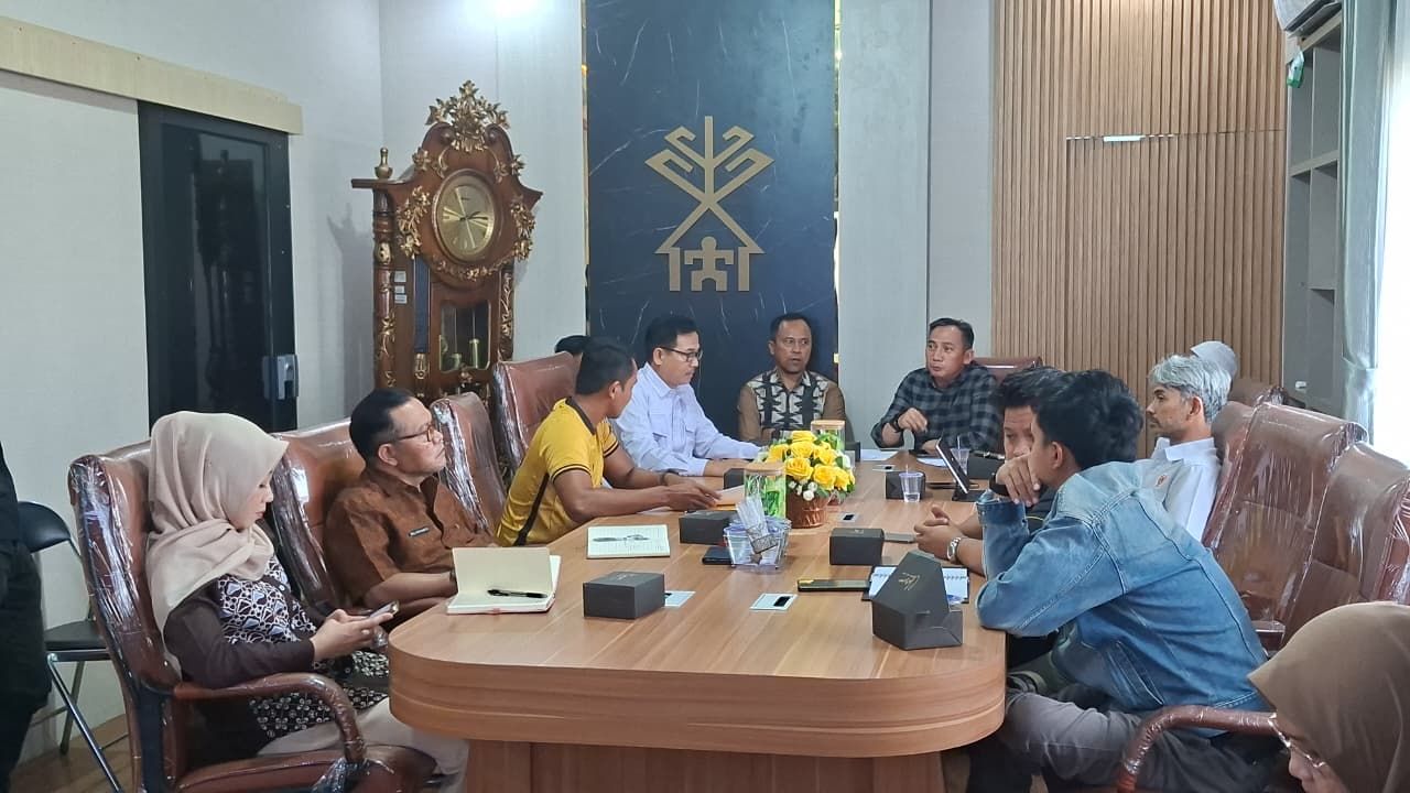 Cegah Bentrok Jadwal, KONI, Dispora dan Bhayangkara FC Koordinasi Penggunaan Stadion Pahoman
